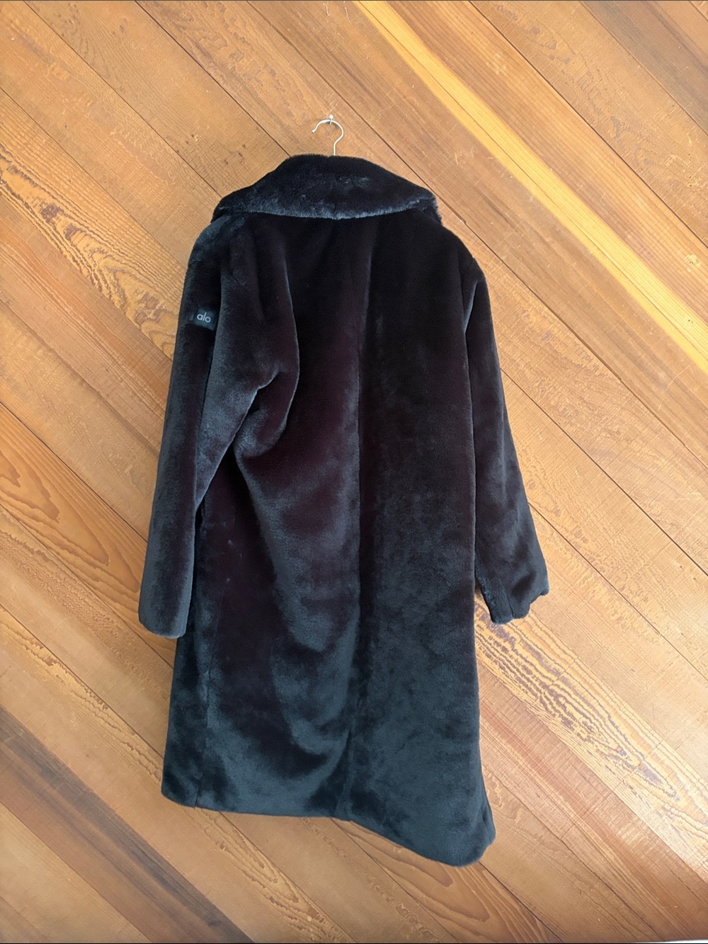 ALO Oversize Faux Fur Trench - Picture 4 of 7